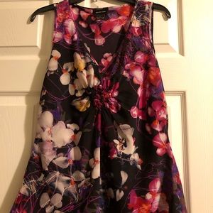 Floral Sleeveless Blouse